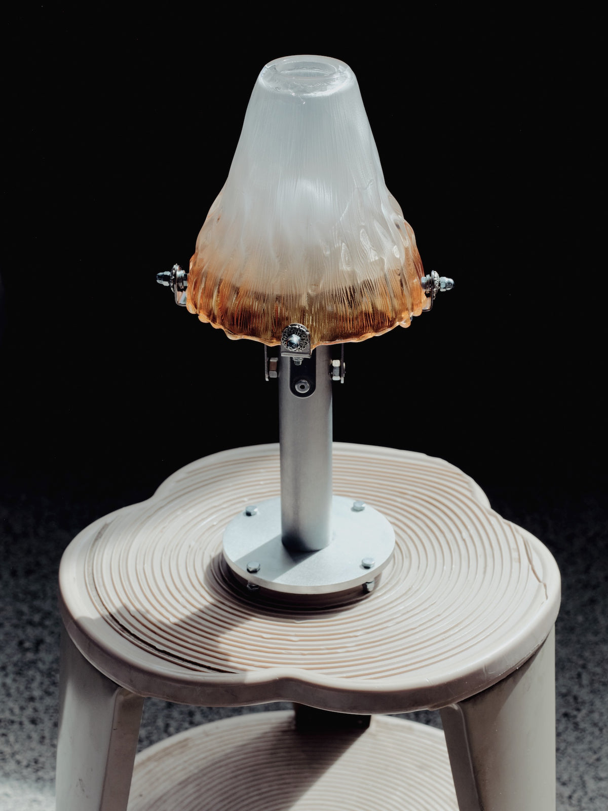 Lampe FOREVER LIGHT n°14 par Alexandre Veillon